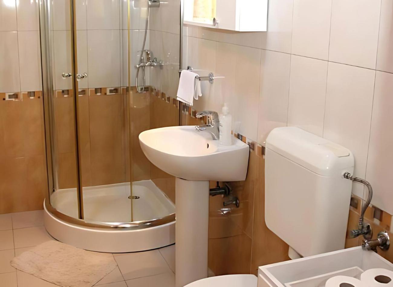 Sunny Rooms And Suites Шибеник Экстерьер фото