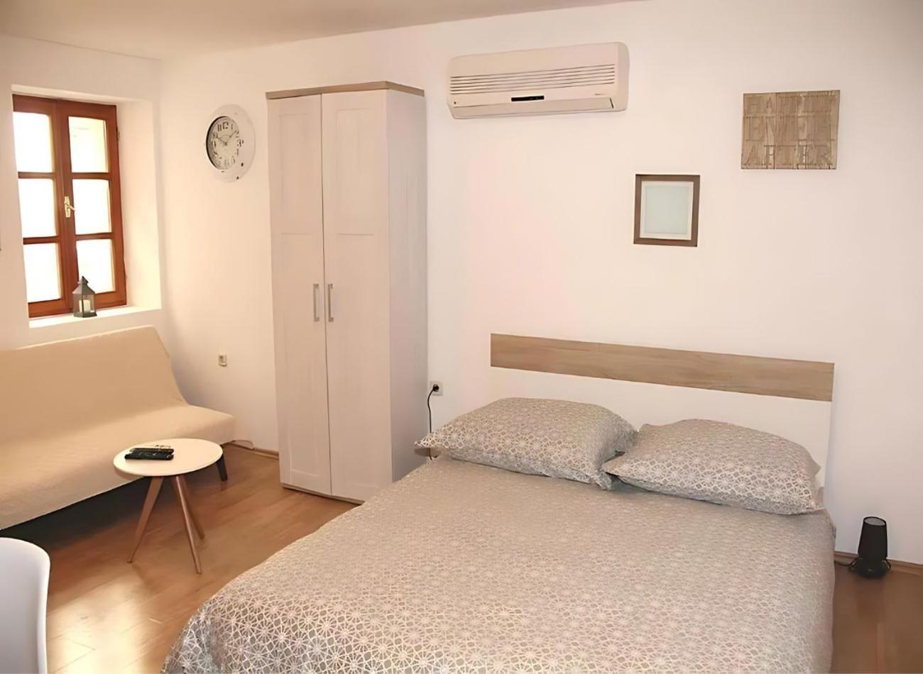 Sunny Rooms And Suites Шибеник Экстерьер фото